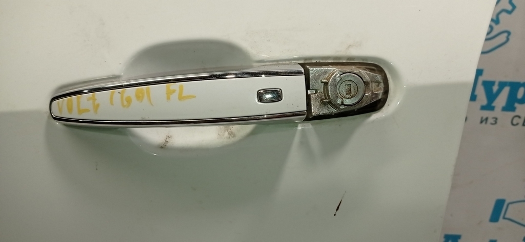 Ручка двери внешняя перед лев keyless Chevrolet Volt 16-