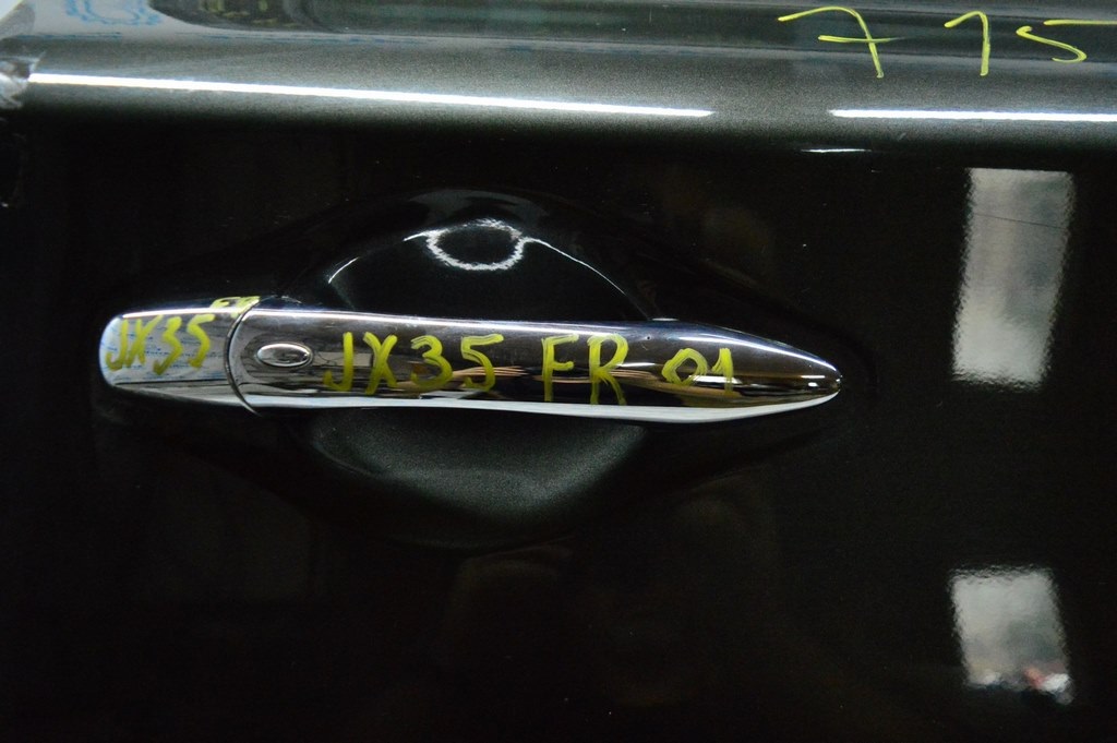 Ручка двери внешняя перед прав Infiniti JX35 QX60 13- хром keyless