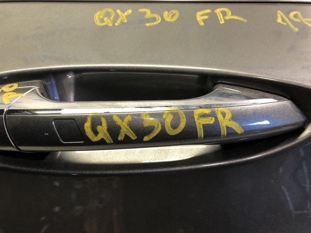 Ручка двери внешняя перед прав keyless Infiniti QX30 17-