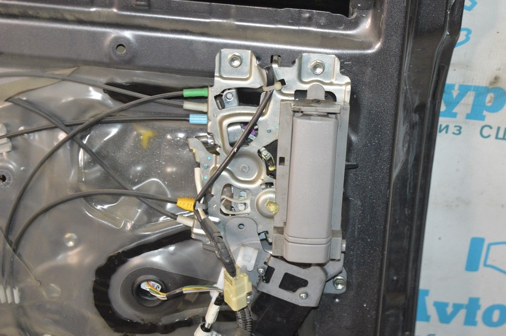 Ручка двери внутренняя задняя левая Toyota Sienna 11-17 с механизмом