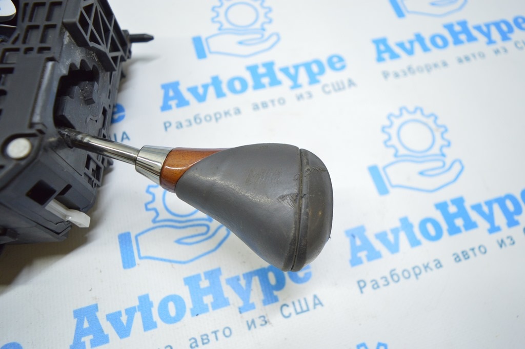 Ручка КПП Lexus LS460 LS600h 07-12 серая (01) царапины
