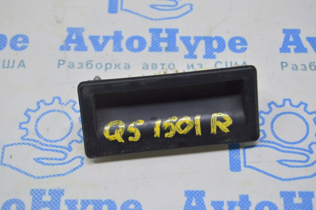 Ручка открытия двери багажника с кнопкой Audi Q5 8R 09-17