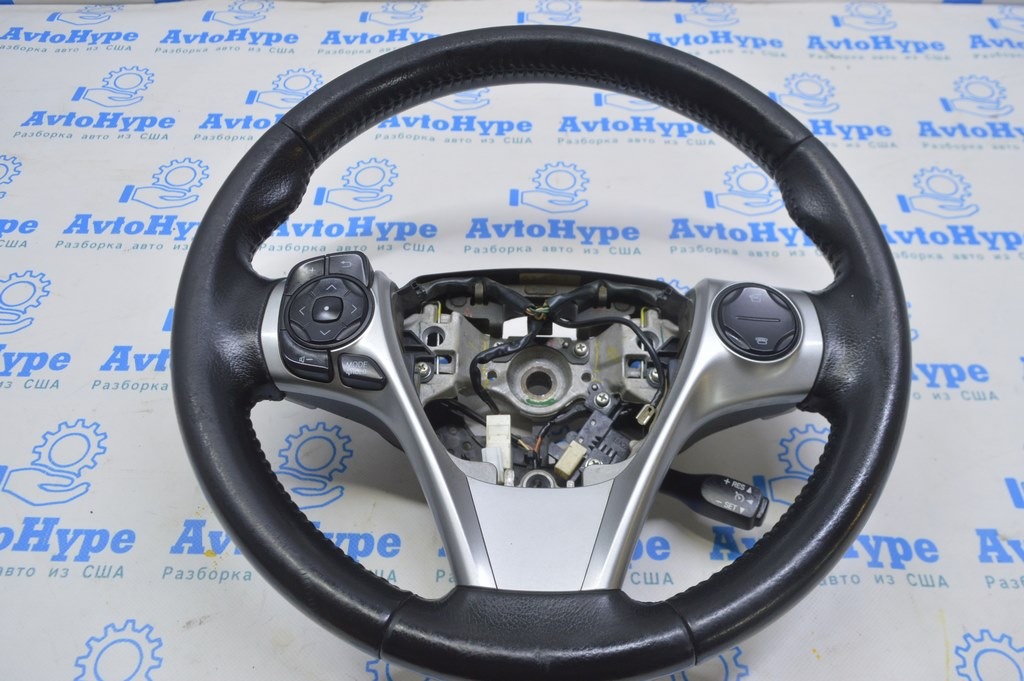 Руль (голый) Toyota Camry v50 12-14 usa\euro SE кожа черн (03) потерт