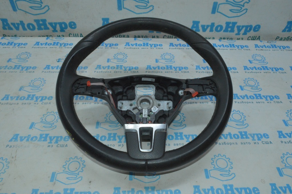 Руль (голый) VW Tiguan 11-17 рест кожа черн (08)