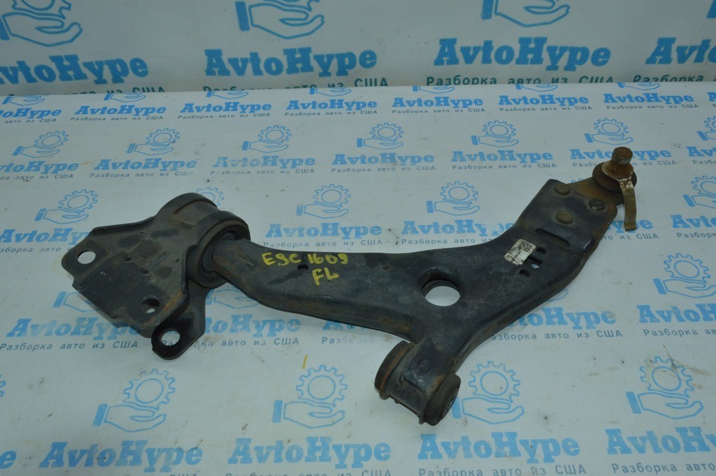 Рычаг нижний перед лев Ford Escape MK3 13- (09)