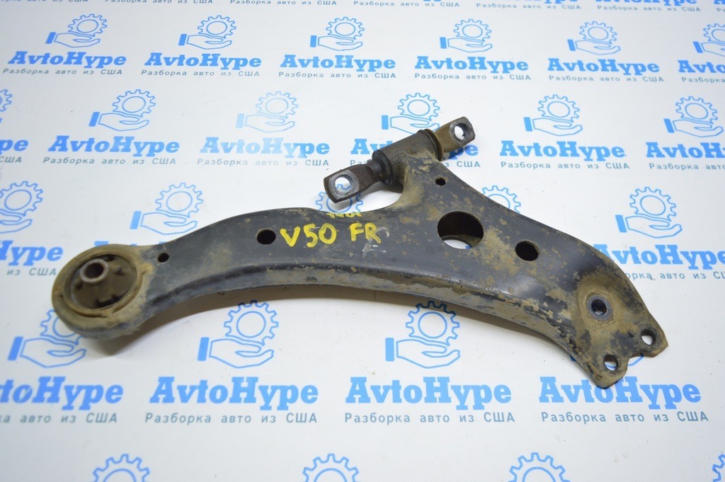 Рычаг нижний перед прав Toyota Camry v50 12-14 usa\euro (01) трещины на сайлентблоке