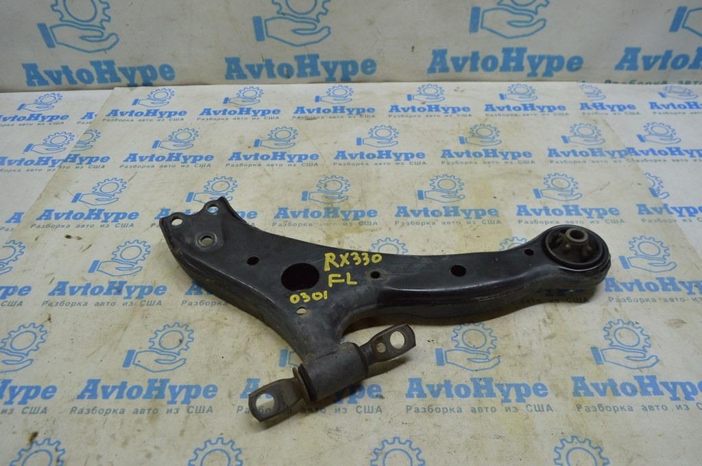 Рычаг нижний передний левый Lexus RX300 RX330 RX350 RX400h 04-09 (01)