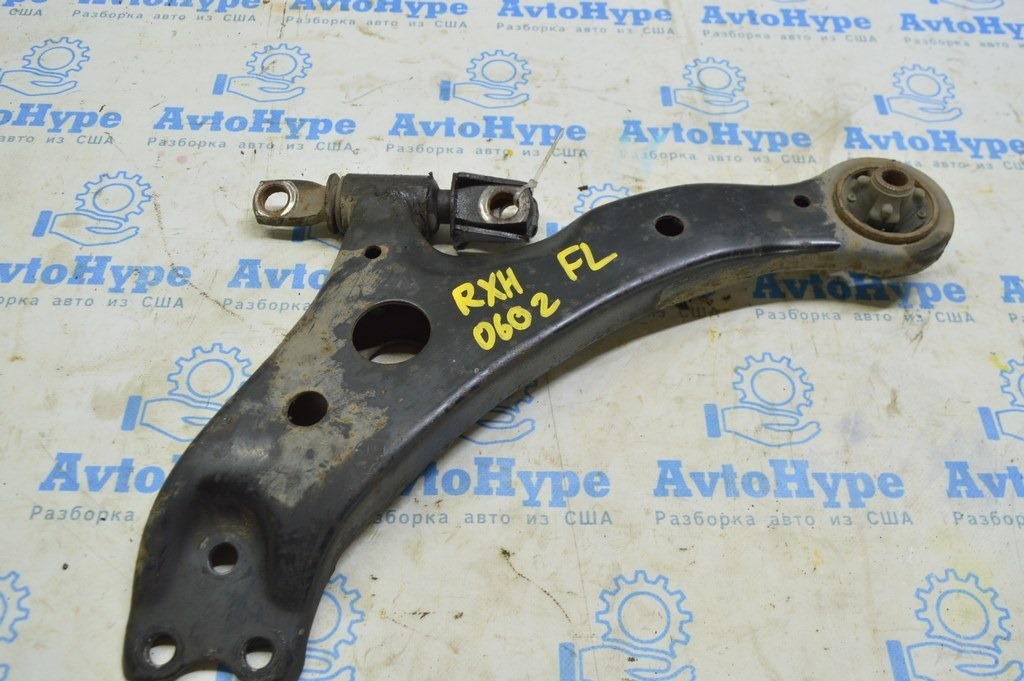 Рычаг нижний передний левый Lexus RX300 RX330 RX350 RX400h 04-09 (02) СБ под замену