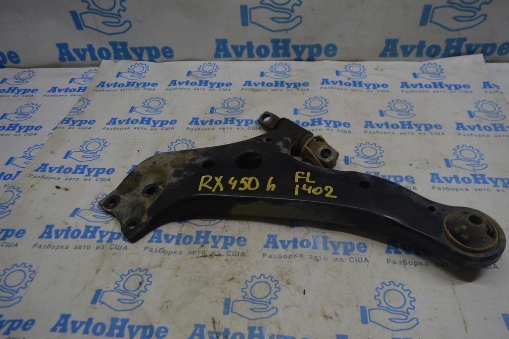 Рычаг нижний передний левый Lexus RX350 RX450h 10-15 (02)