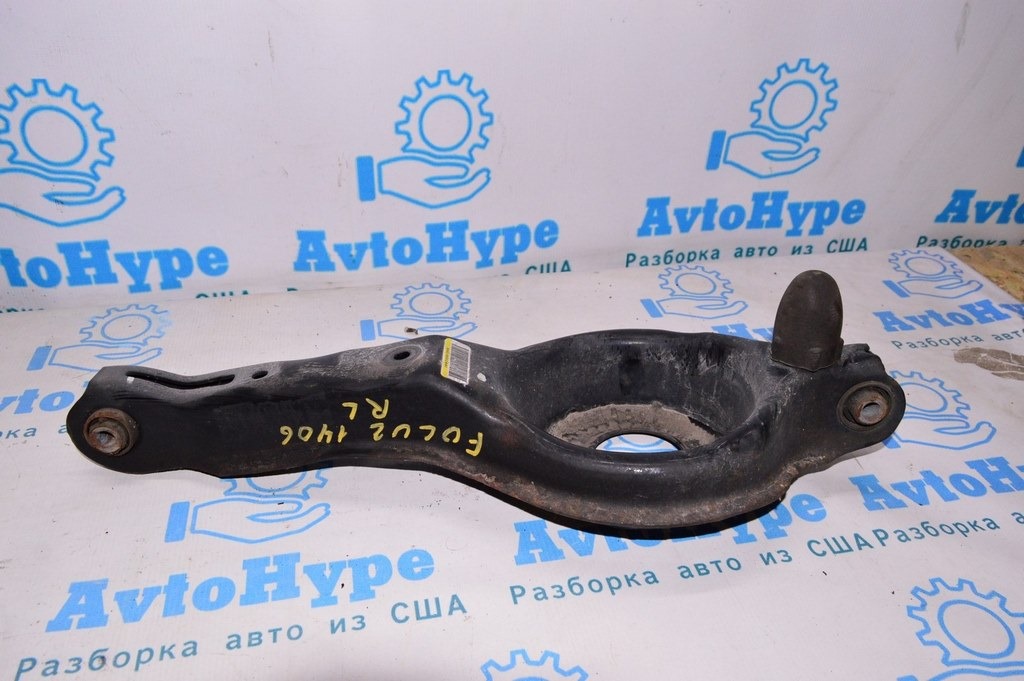 Рычаг нижний под пружину зад лев Ford Focus mk3 11-18 (06)
