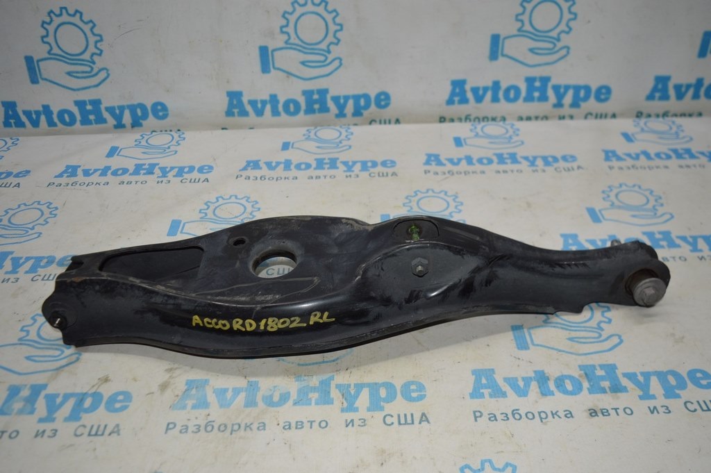Рычаг нижний под пружину зад лев Honda Accord 18- (02)