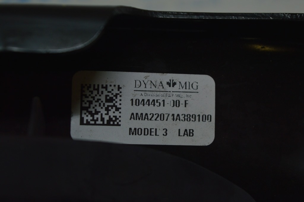 Рычаг нижний под пружину задний левый Tesla Model 3 18- (01)