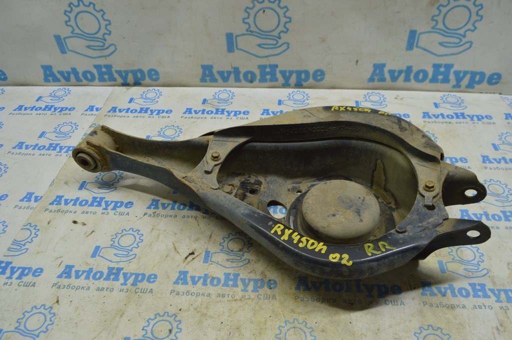 Рычаг нижний под пружину задний правый Lexus RX350 RX450H 10-15 (02)