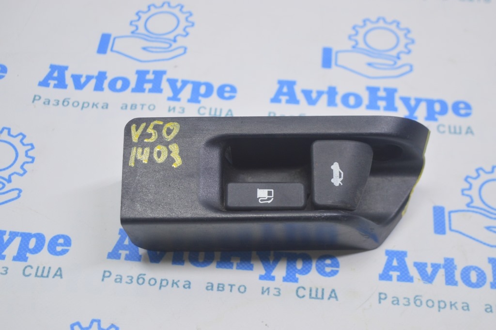 Рычаг открытия лючка бензобака и крышки багажника Toyota Camry v50 12-14 usa\euro (03) надлом