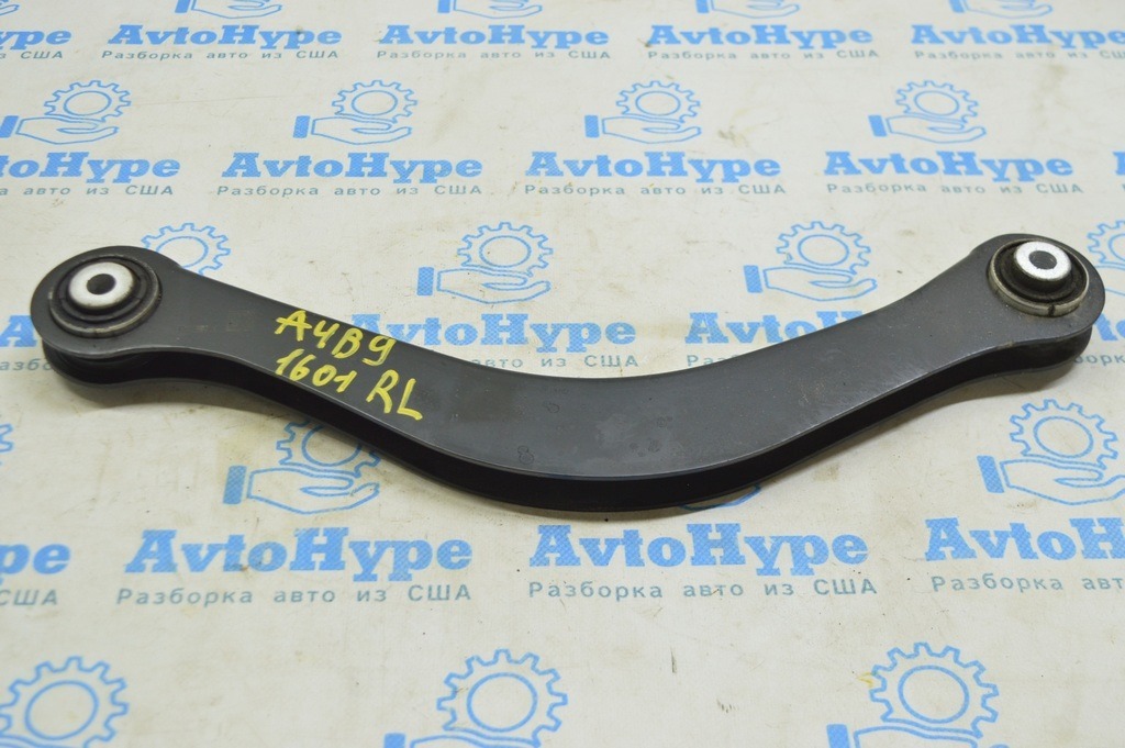 Рычаг поперечный верхний задний левый Audi A4 B9 17- зад