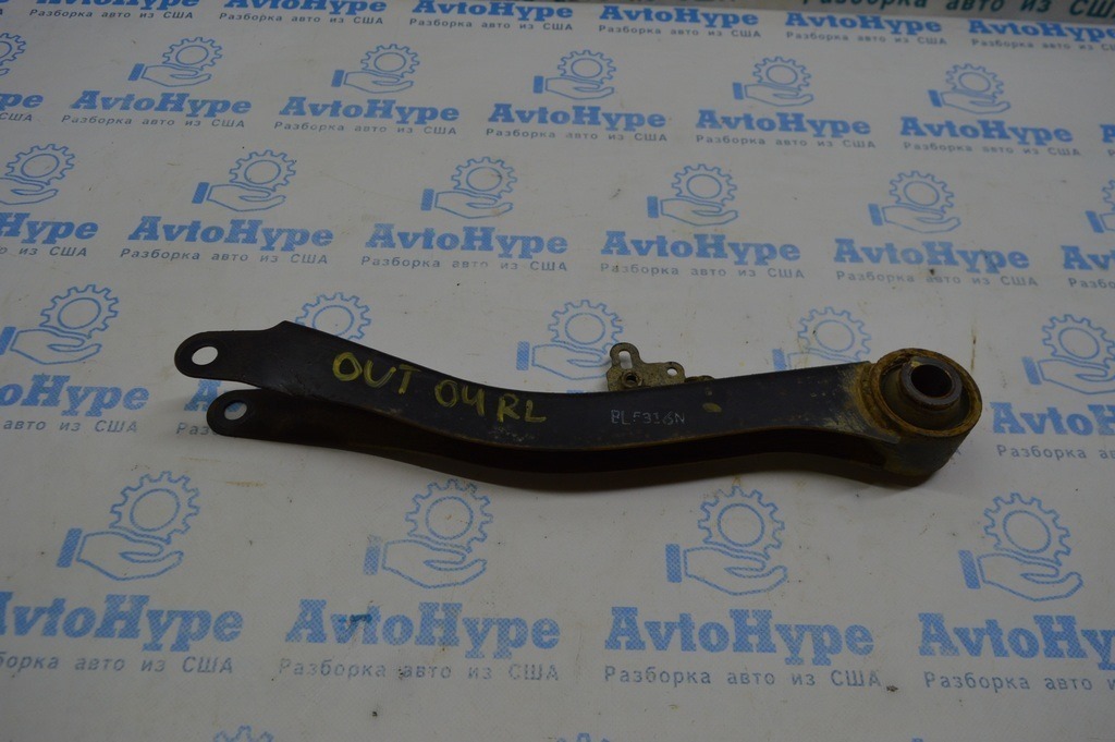 Рычаг продольный зад лев Subaru Outback 15-19 (04)