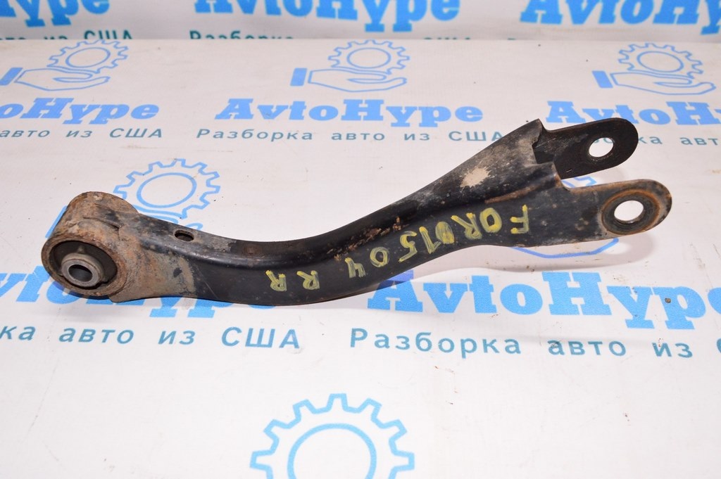 Рычаг продольный зад прав Subaru Forester 14-18 SJ