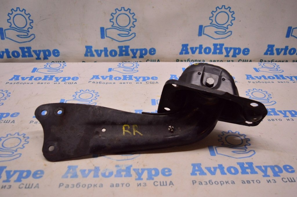 Рычаг продольный зад прав VW Passat b8 USA (02)