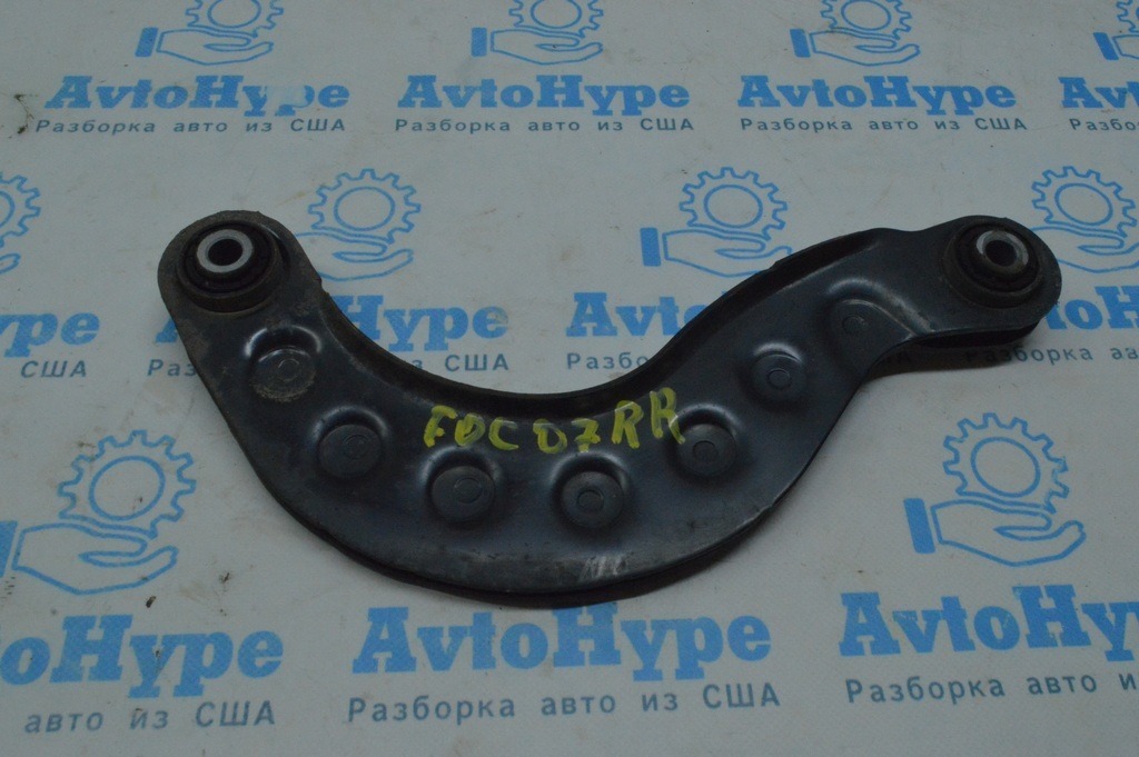 Рычаг верхний зад прав Ford Focus mk3 11-18 (07)