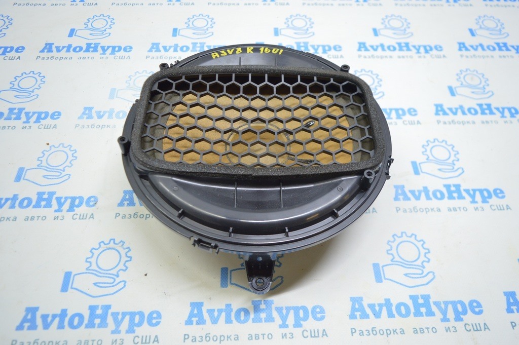 Сабвуфер Audi A3 8V 15-20 4d, 5d