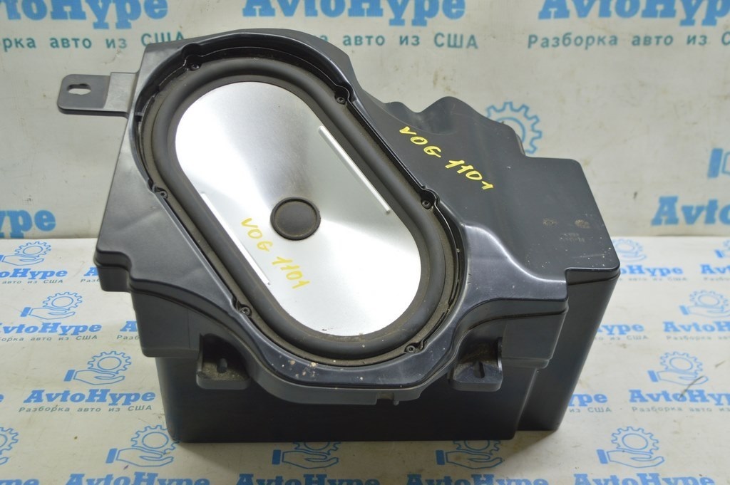 Сабвуфер HARMAN KARDON REAR SUBWOOFER Range Rover VOG L322 02-12 (01)