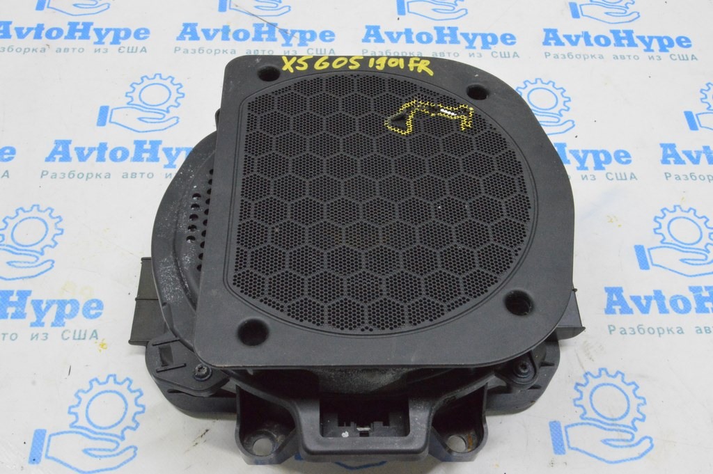 Сабвуфер правый BMW X5 G05 19-24 Harman Kardon