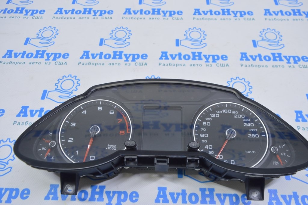 Щиток приборов Audi Q5 8R 13-17 euro (01)