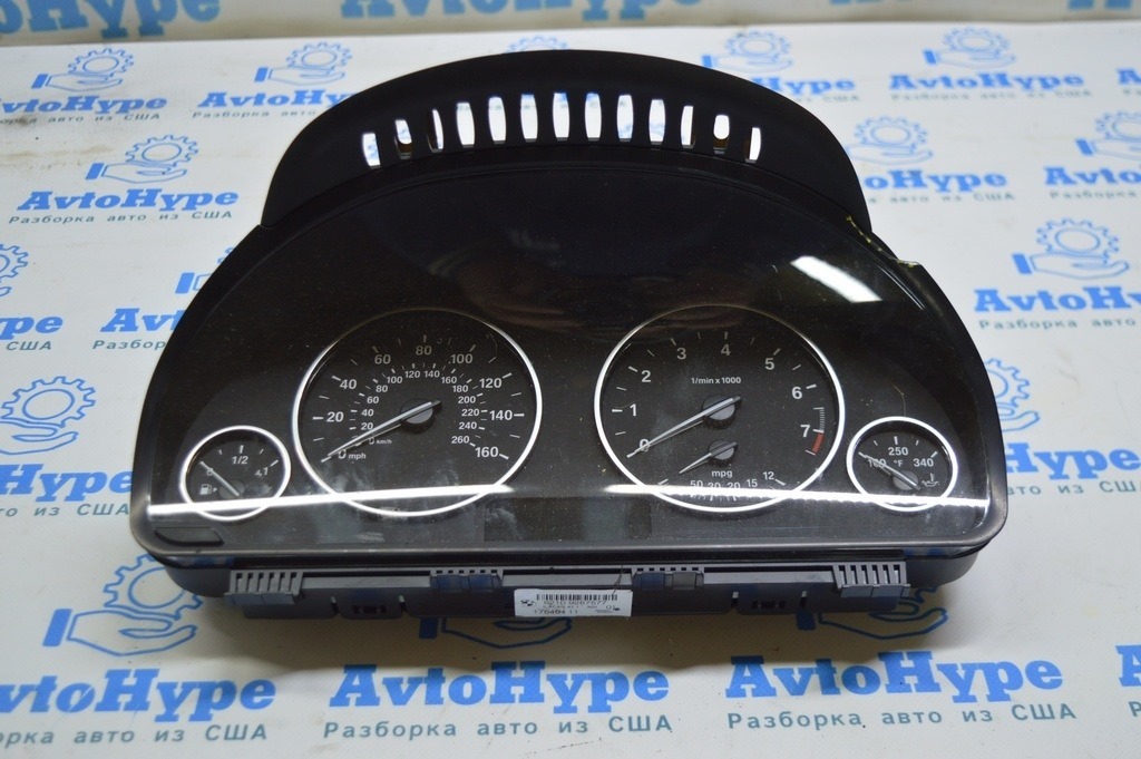 Щиток приборов BMW X3 F25 11-17 (02) скол