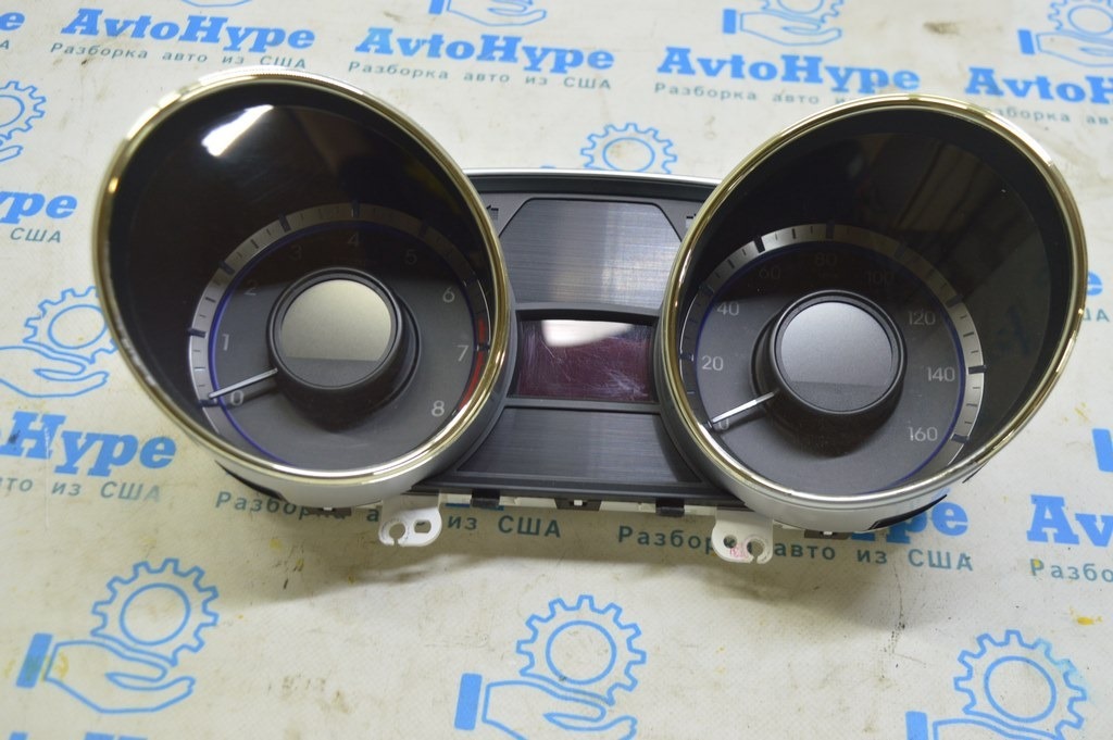 Щиток приборов Hyundai Sonata 11-15 (01)