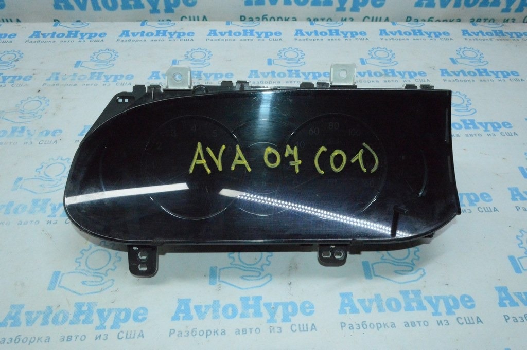 Щиток приборов Toyota Avalon 05-12 (01)