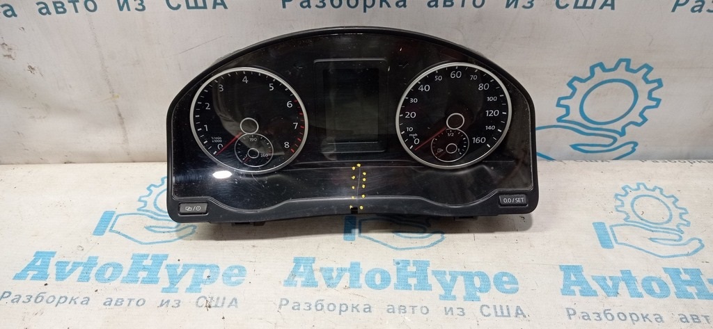 Щиток приборов VW Tiguan 09-17 сша (06) царапина