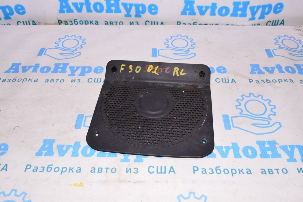 Сетка сабвуфера лев BMW 3 F30 12-19