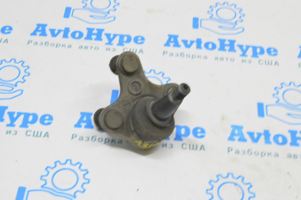 Шаровая опора передняя левая Audi A3 8V 15-20