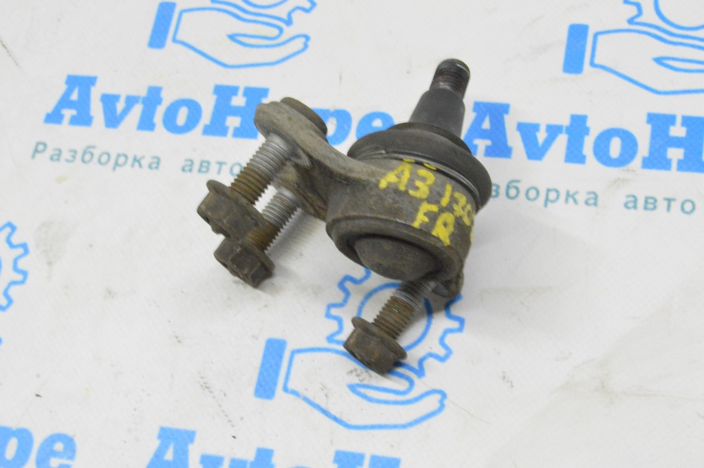 Шаровая опора передняя правая Audi A3 8V 15-20