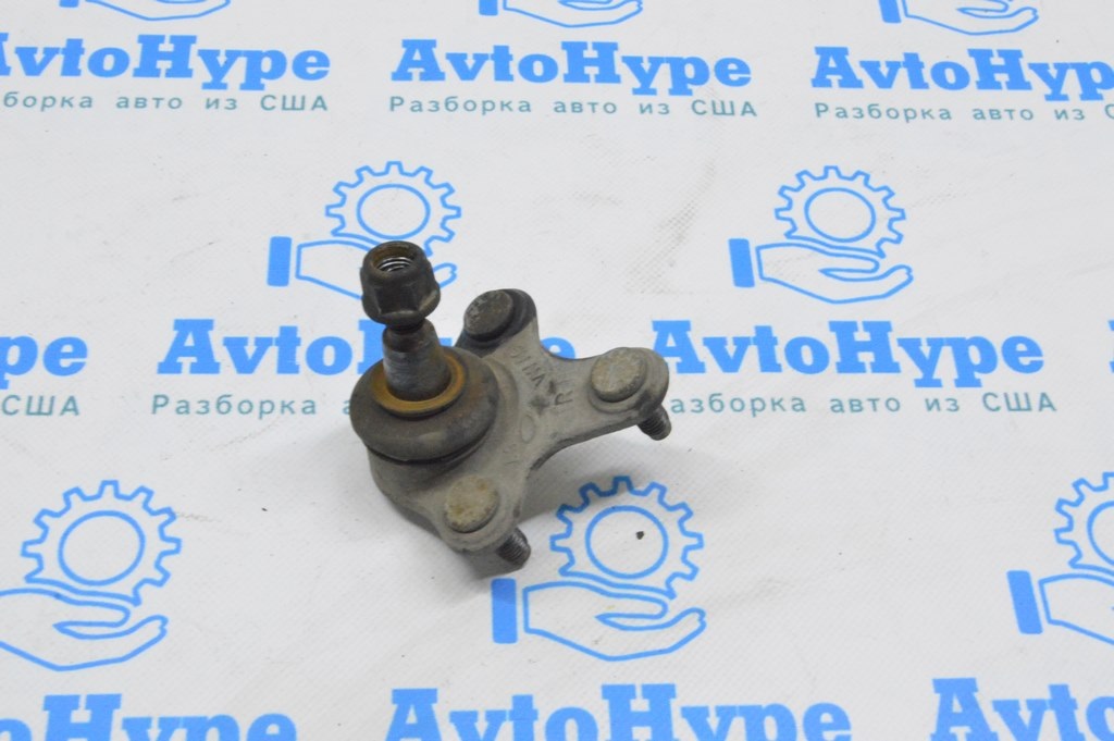 Шаровая опора правая VW Jetta 19-24 (02)