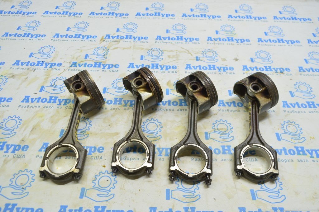 Шатун с поршнем Ford Escape 13-16 2.0T (01)