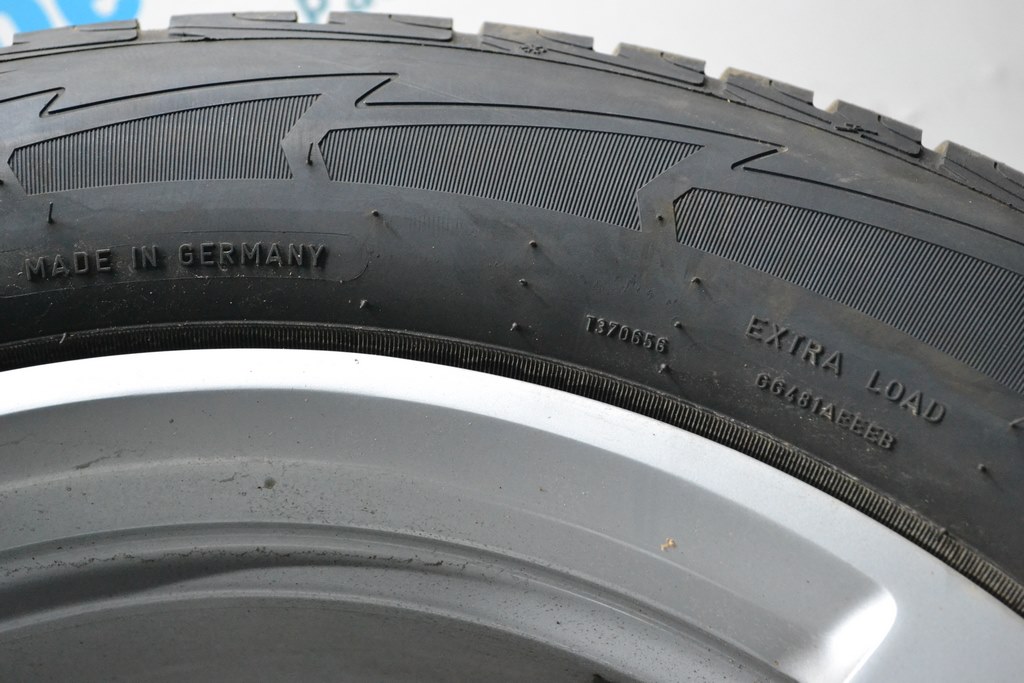 Шина 4шт (комплект) R18 235/60 х2шт R18 255/50 х2шт GOODYEAR ULTRA GRIP 20г 6-7мм зима Macan — фото 3