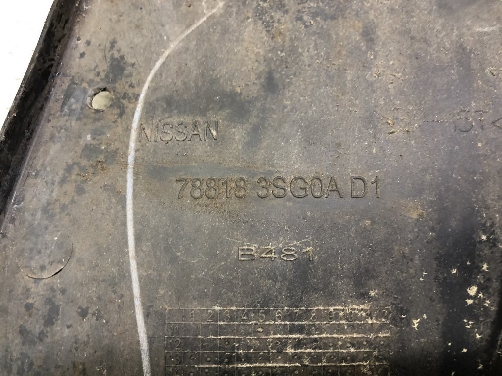 Шумоизоляция багажника Nissan Sentra 13-19 — фото 2
