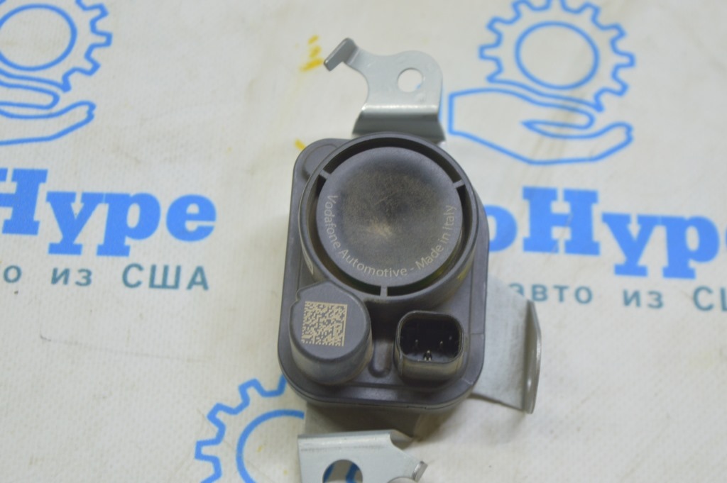 Сирена Lexus RX450h 16-22 с кронштейном
