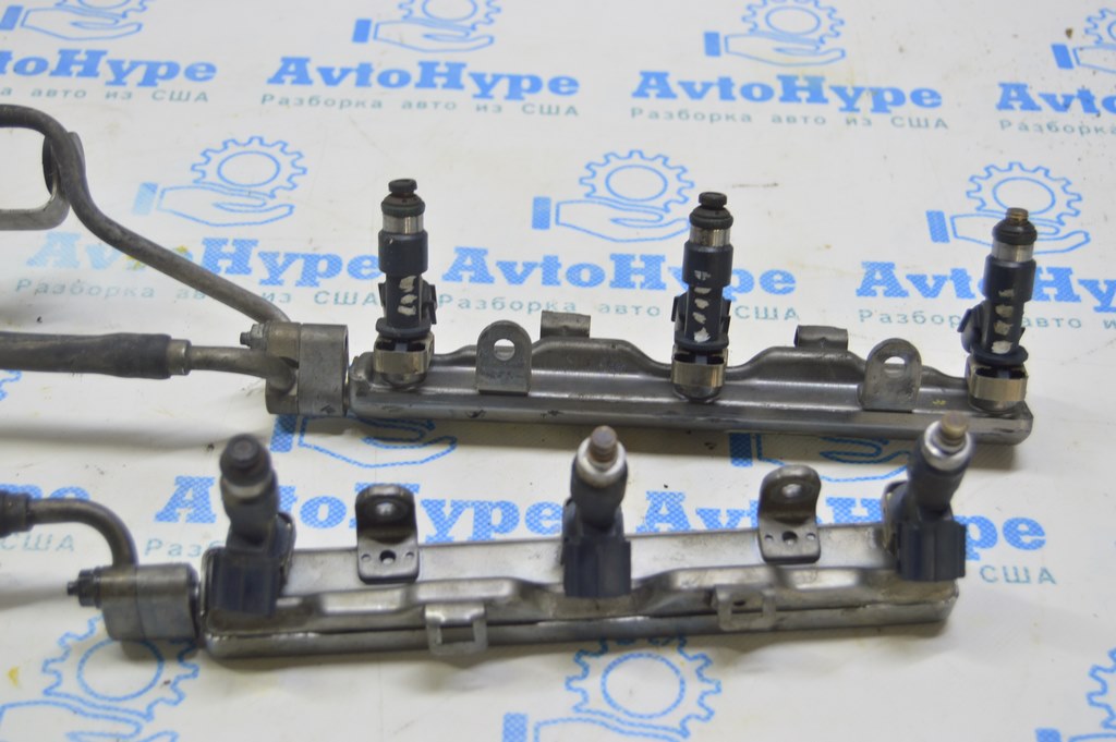 Скоба крепления топливной форсунки Acura MDX 07-13