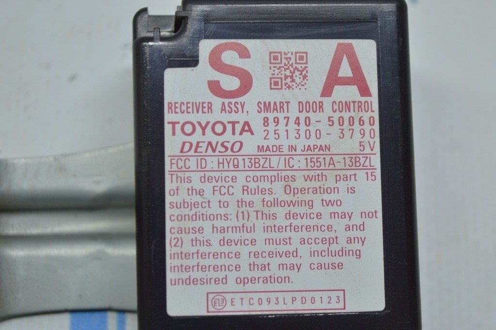 SMART DOOR CONTROL MODULE Lexus LS460 07-12 89740-50060 (01) — фото 2