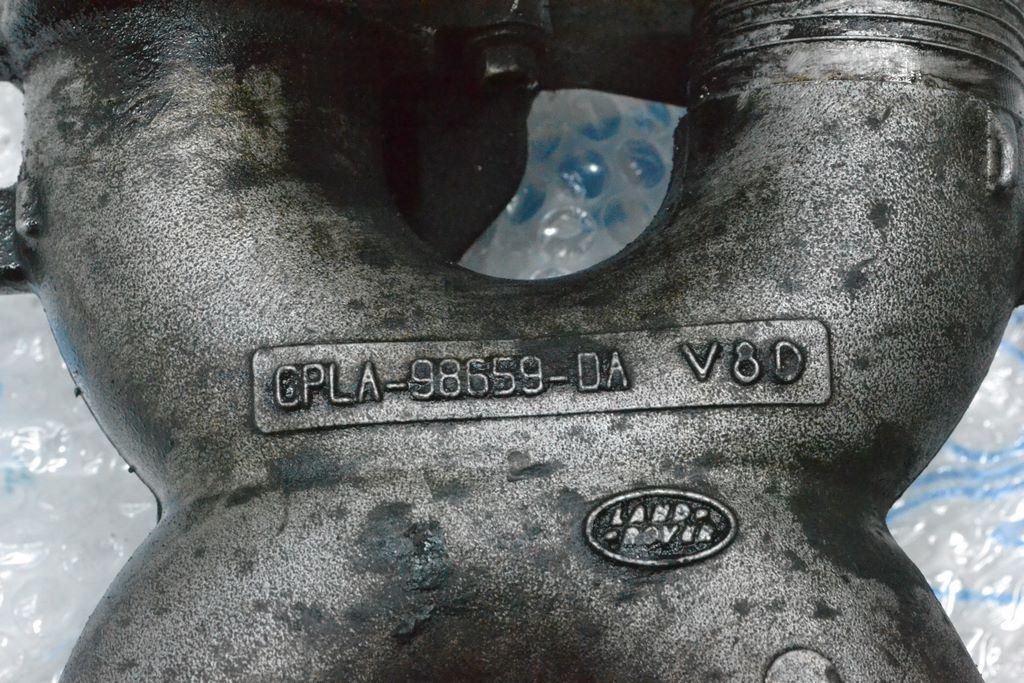 Соединительный патрубог ЕГР в сборе как на фото Land Rover Range Rover L405 13-17 (01) — фото 2