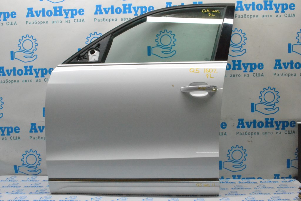 Стекло двери передней левой Audi Q5 8R 09-17 (02)
