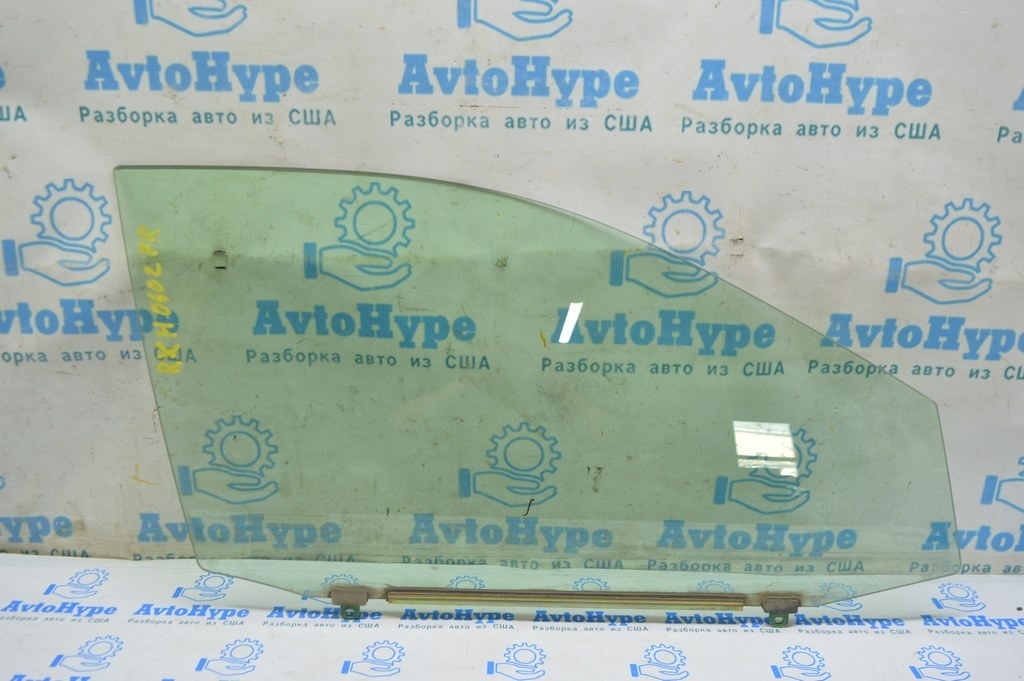 Стекло двери передней правой Lexus RX300 RX330 RX350 RX400h 04-09