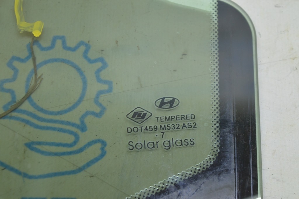 Стекло двери треугольник зад лев HYUNDAI ELANTRA AD 17- — фото 3