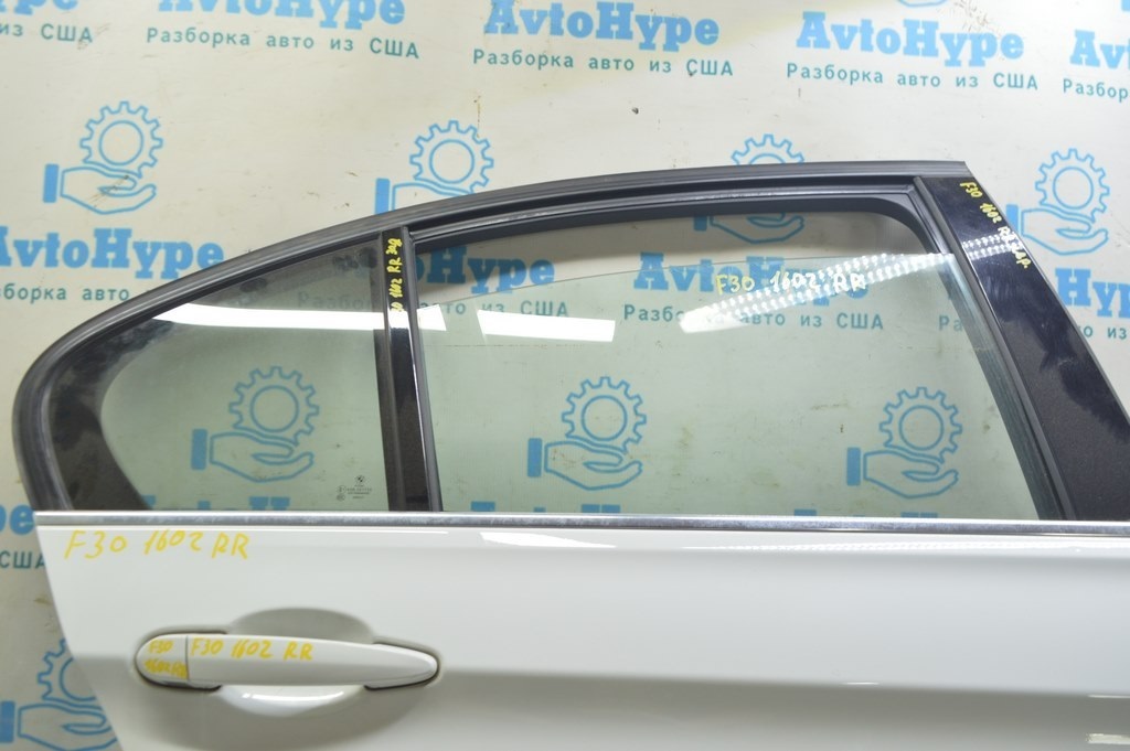 Стекло двери зад прав BMW 3 F30 12-19
