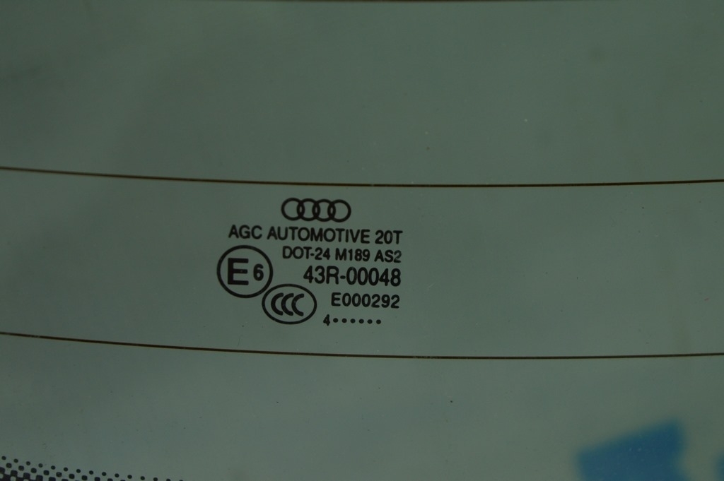 Стекло заднее Audi A3 8V 15-20 4d, 5d, без тонировки, подогрев — фото 2