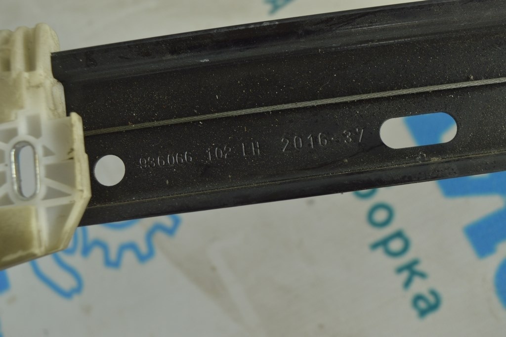 Стеклоподъемник перед лев Mercedes W222 14-22 (01) — фото 3