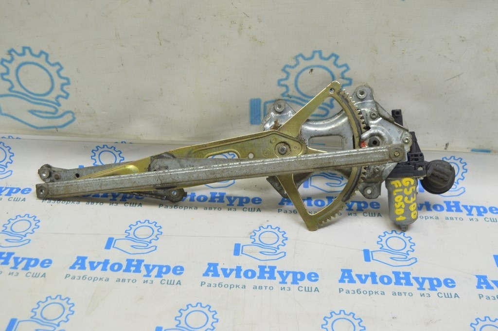 Стеклоподъемник с мотором передний левый Lexus GS300 GS350 GS430 GS450h 06-07
