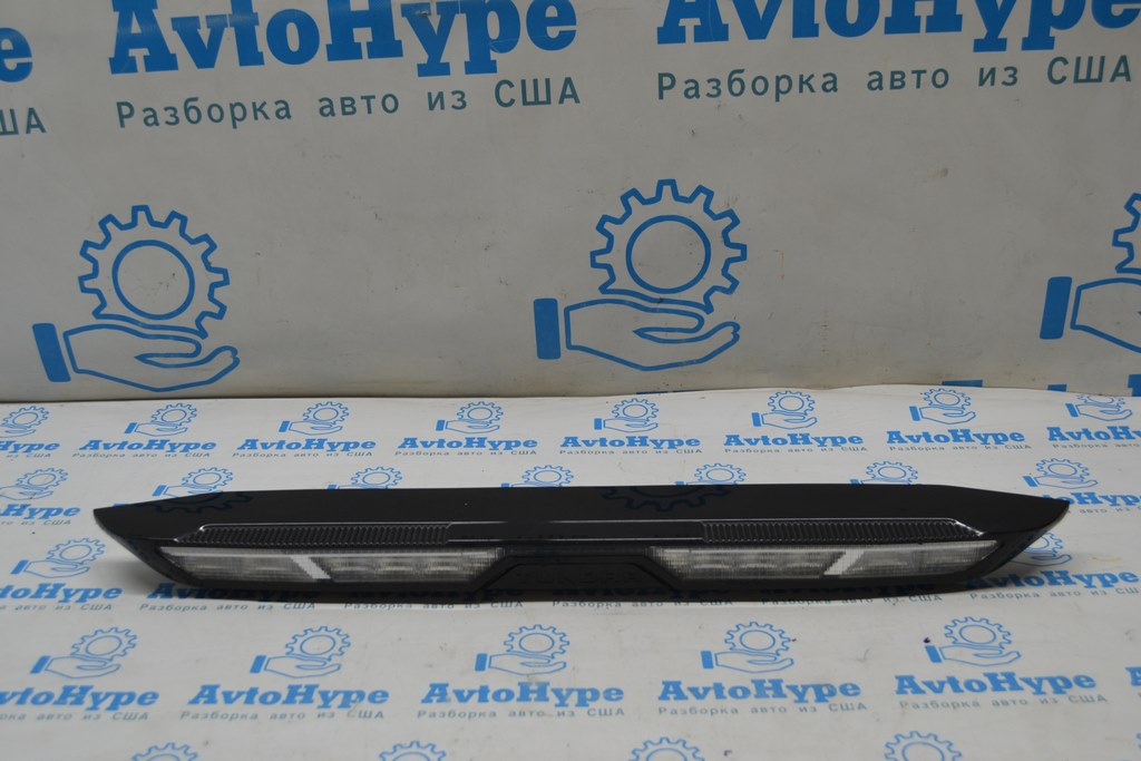 Стоп сигнал Toyota Tundra 22-